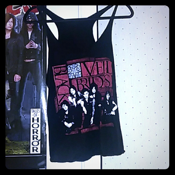 Hot Topic Tops - Women's Black Veil Brides Tanktop